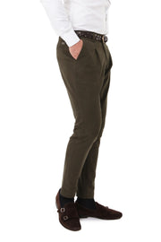 Pantalone chino in cotone con una pence verde