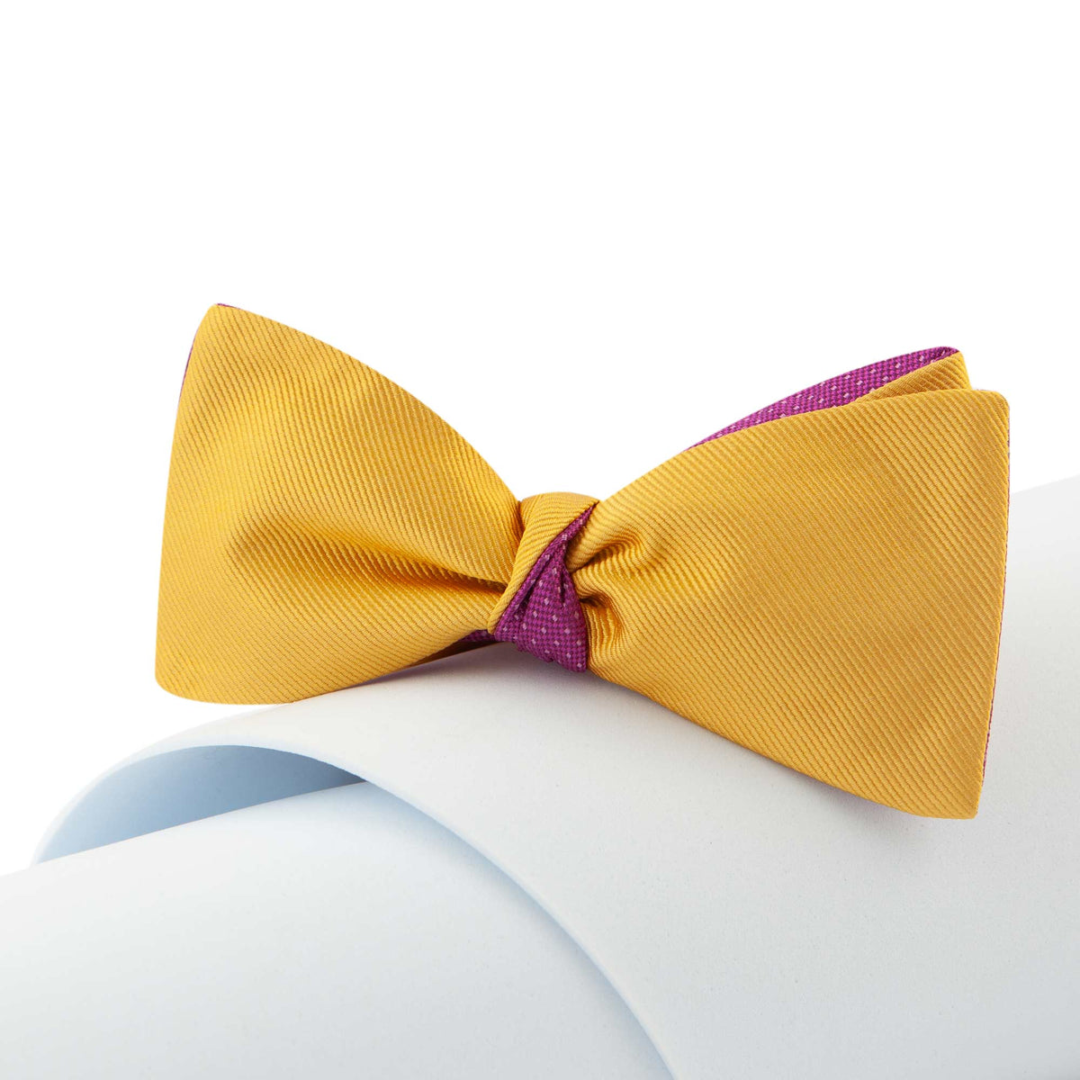 Papillon da annodare in Pura Seta giallo