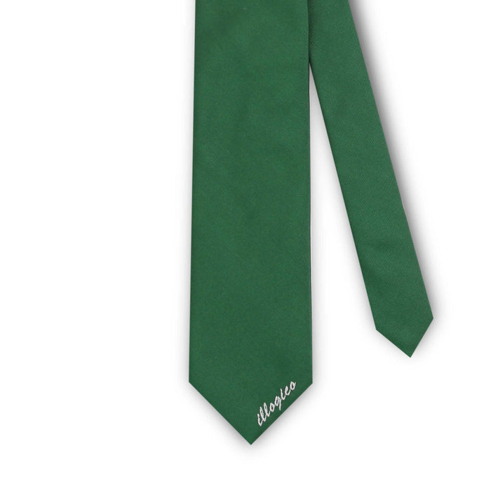 Cravatta In Seta verde  con scritta illogico panna