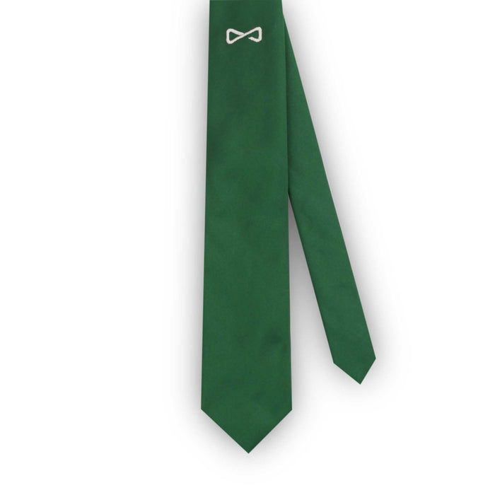 Cravatta In Seta Verde con logo illogico bianco
