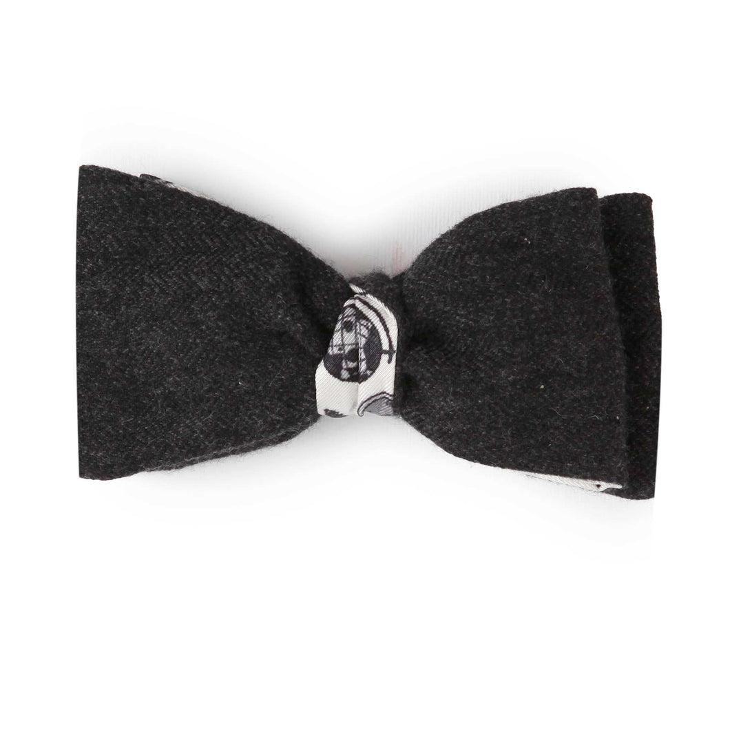 Silk & Cashmere Grey Double Face Self Tied Bow Tie Grey Illogico Pattern