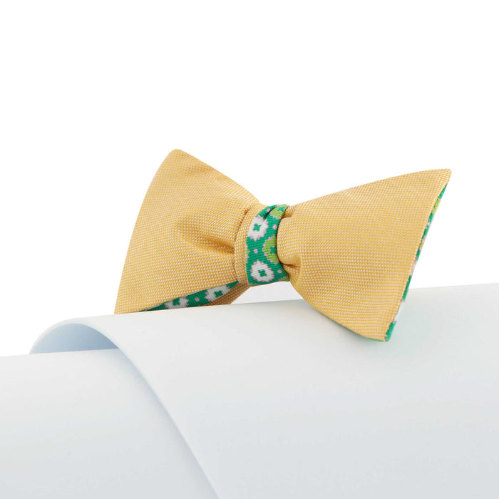 Papillon da annodare in Pura Seta verde con fantasia floreale