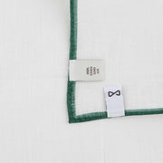 dettaglio Fazzoletto da Taschino In Lino Bianco Con Bordo Verde