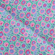 Load image into Gallery viewer, Green Pure Silk Pocket Square in Floral Pattern
