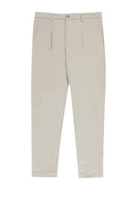 Load image into Gallery viewer, Pantalone chino in cotone con una pence sabbia
