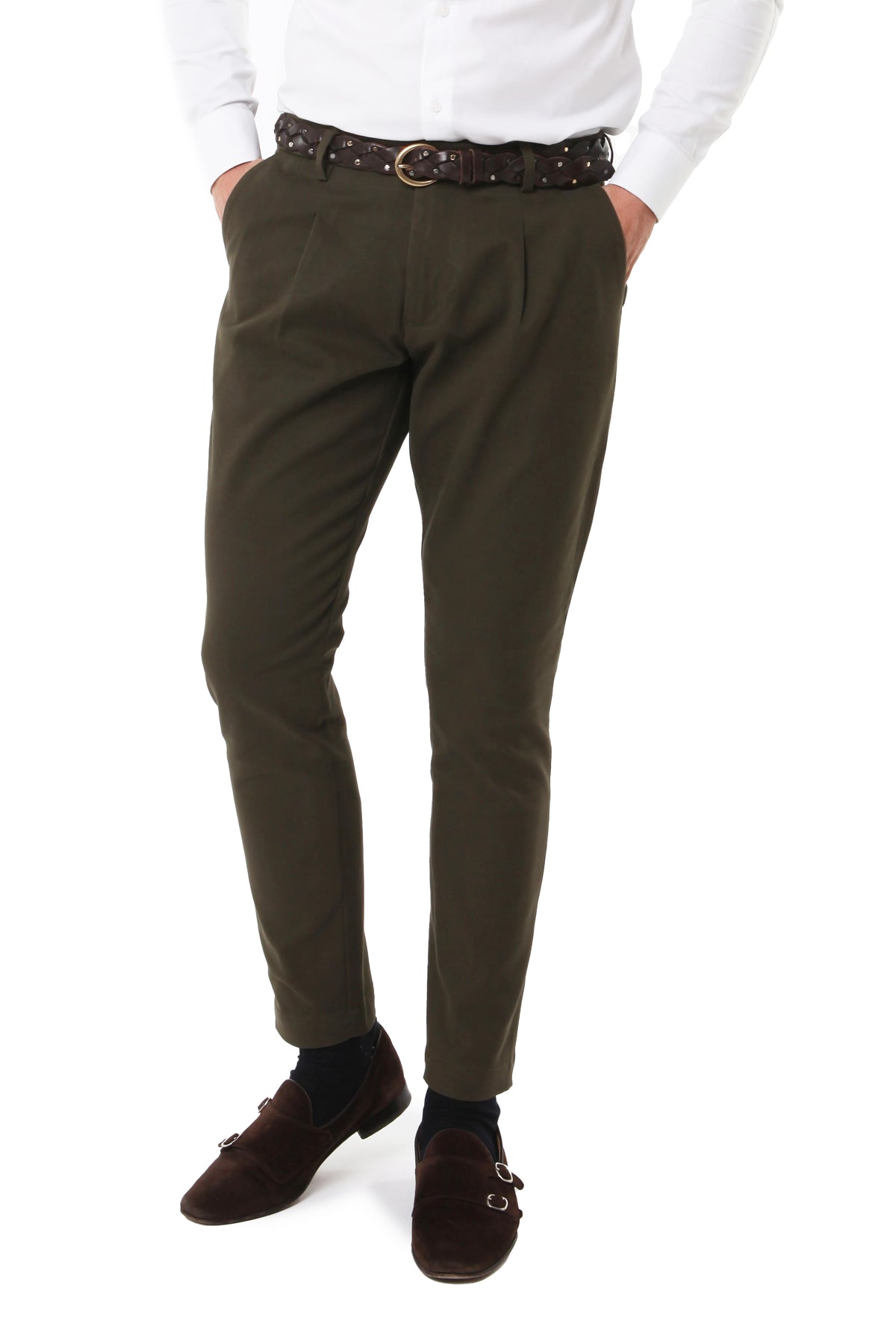 Pantalone chino in cotone con una pence verde
