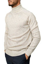 Load image into Gallery viewer, Cream wool mix turtleneck sweater 
