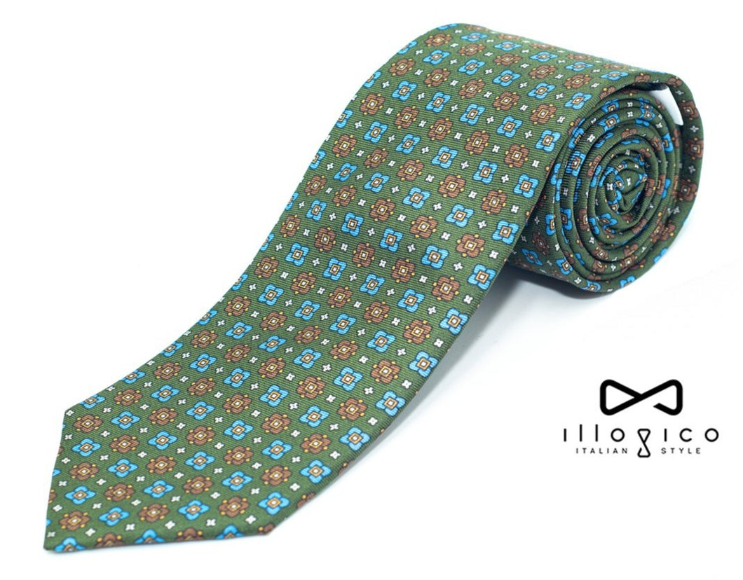 Cravatta In Seta Verde Con Fantasia Geometrica Azzurra