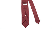 Carica l&#39;immagine nel visualizzatore di Gallery, Cravatta sfoderata In seta e cachemire rosso con logo illogico ocra
