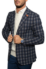 Load image into Gallery viewer, Single-Breasted Jacket Beige in Mixed Wool with Checked Pattern
