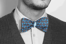 Load image into Gallery viewer, Pure Silk Light Blue &amp; Grey Double Face Self Tied Bow Tie Bulbs Pattern
